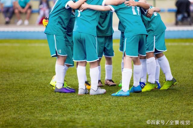 记者：王俊杰这类锋线CBA是不是并不存在？希望年轻人真正走出去